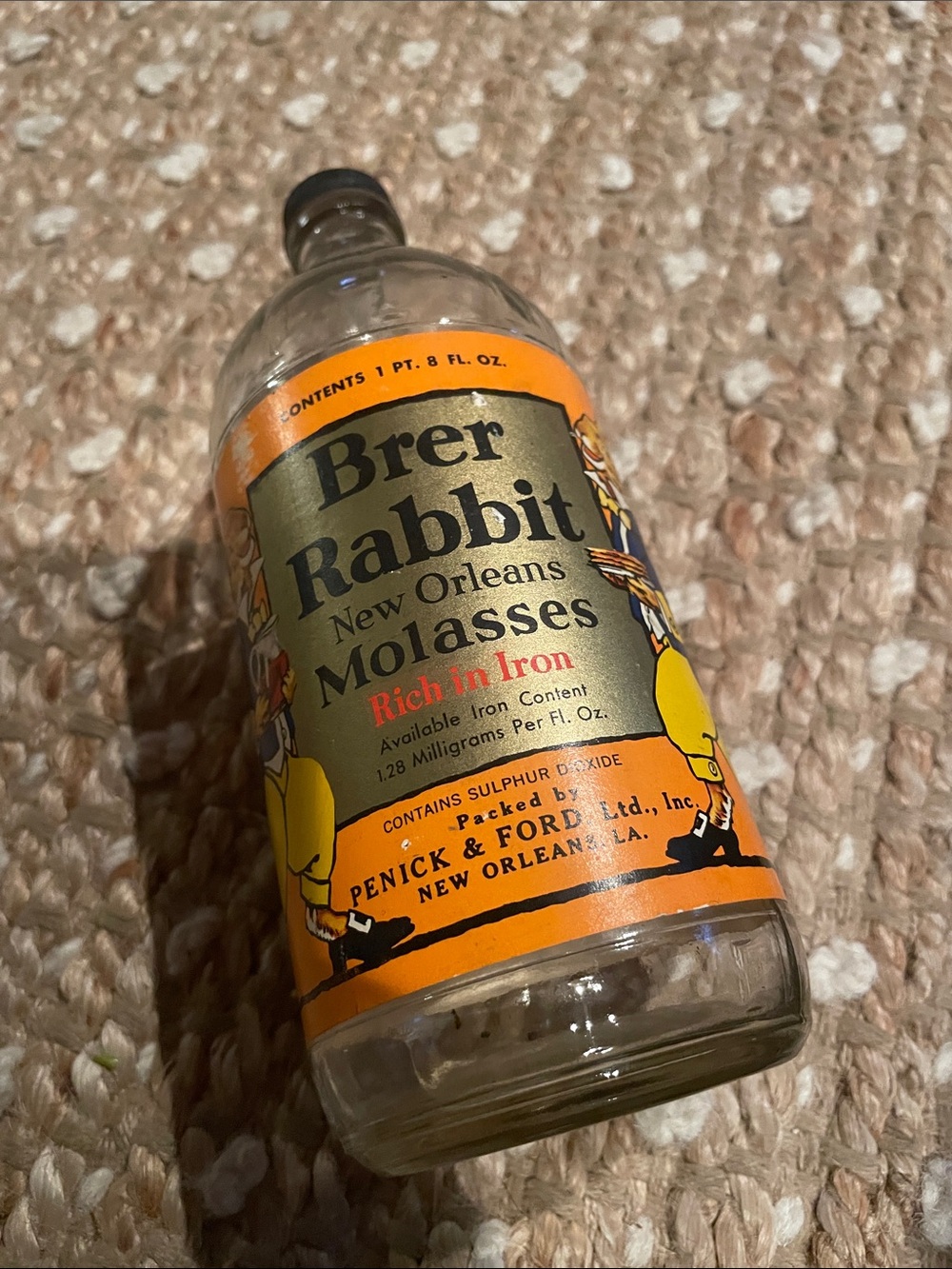 Brer Rabbit-New Orleans Molasses Vintage-Style Glass Art